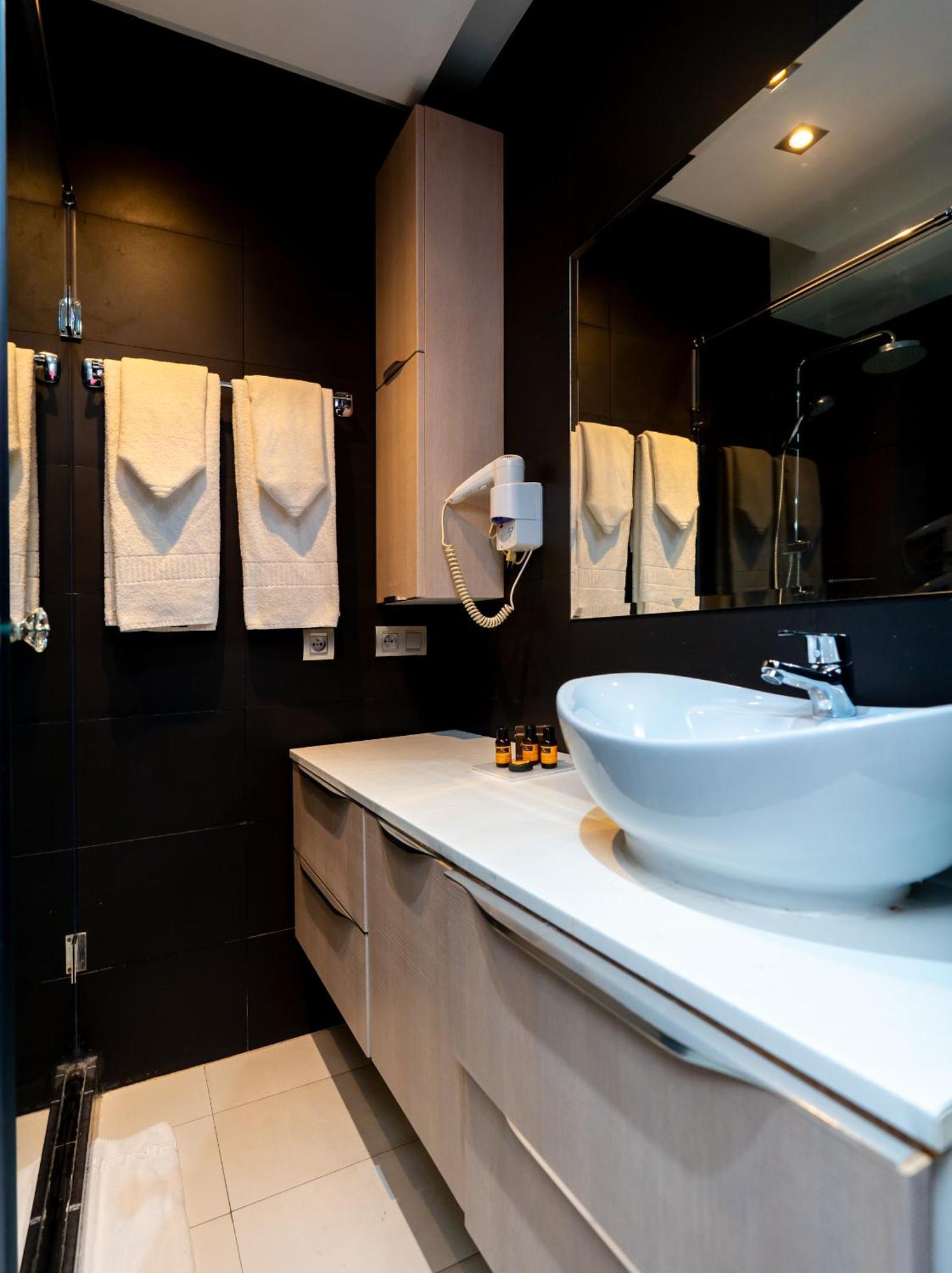Hotel The Fourteen Luxury Boutique 4*